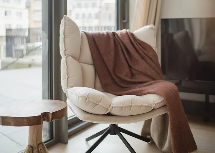 Amazing Near The Sea