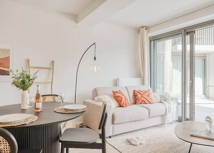 Amazing Near The Sea 公寓